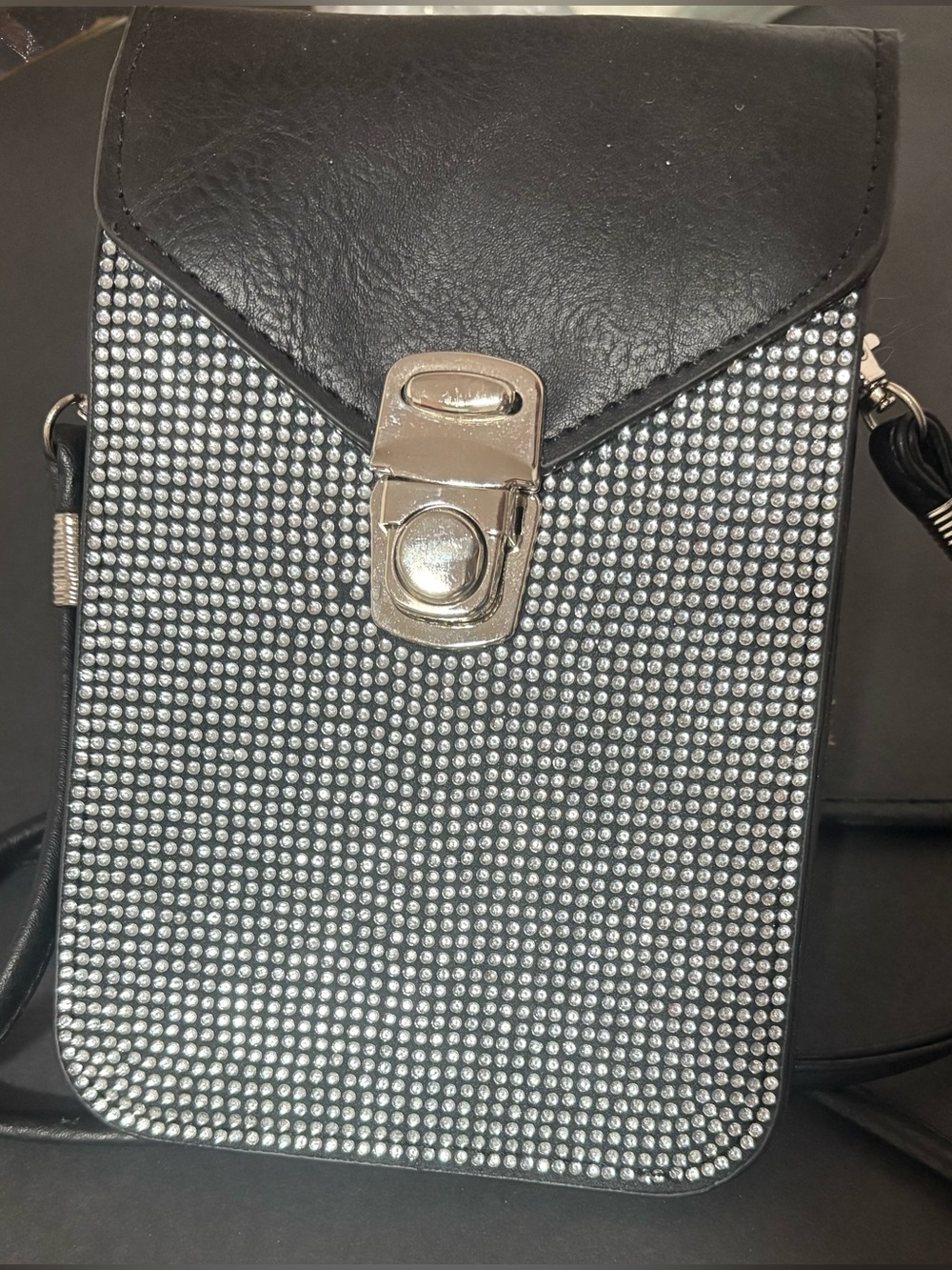 Rhinestone Crossbody bag 7 1/4" x 4 3/4" Black